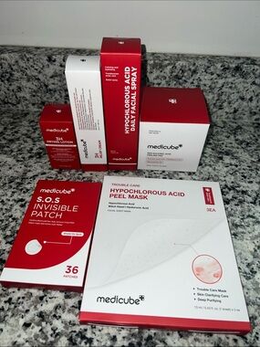 Medicube red skincare sets - 6 products